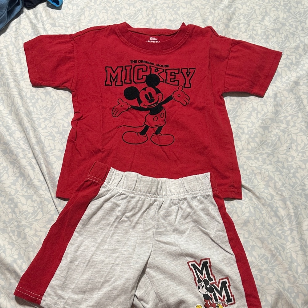 Disney Kids Red and Gray Mickey Matching Set